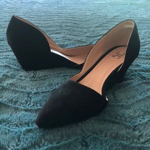 Journee Black wedges